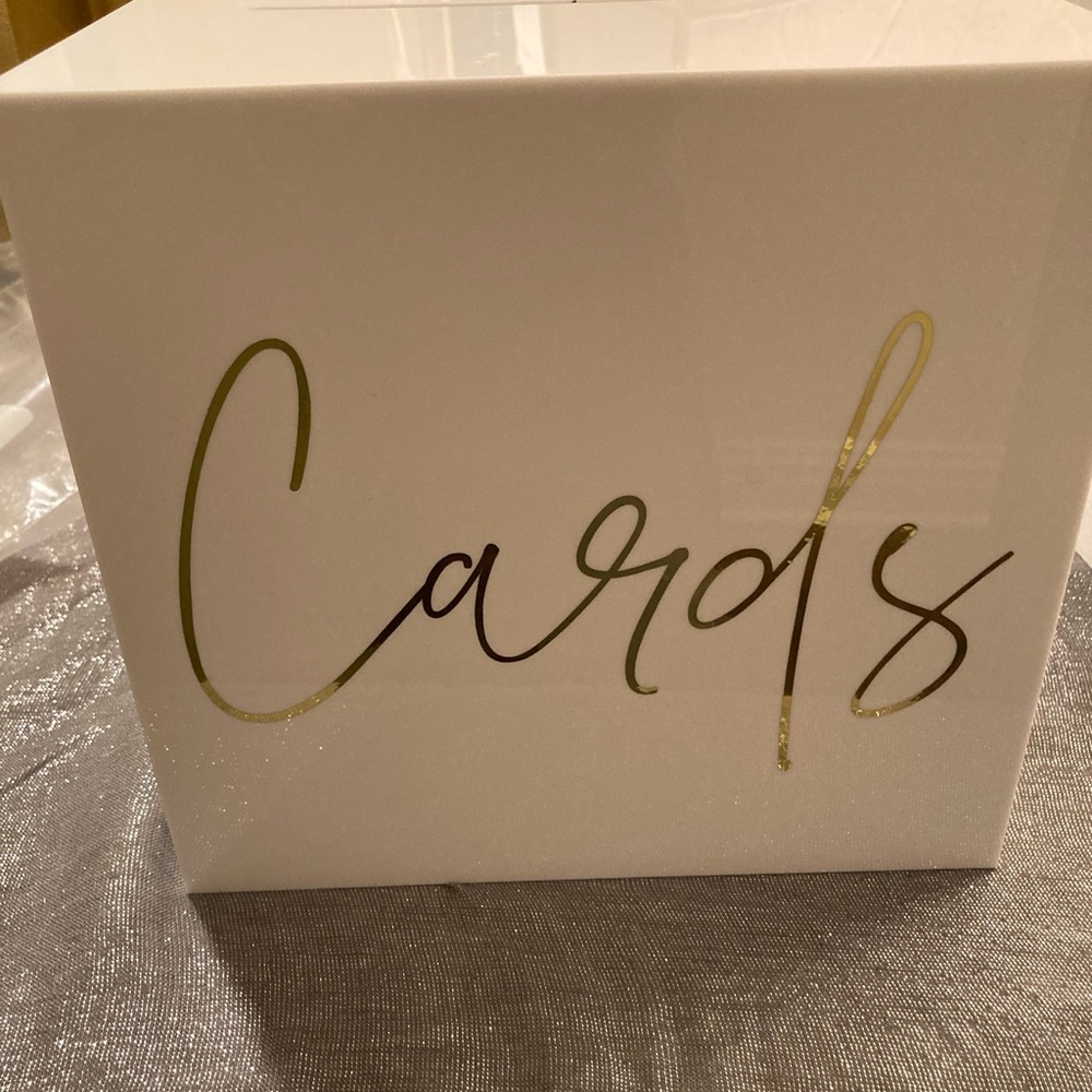 Card box with lock
